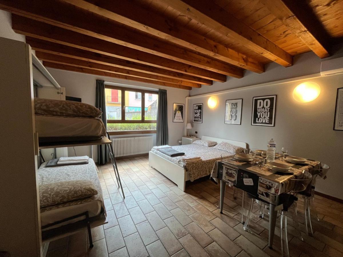 Cozy Flat + Parking Close To City Center/Airport 贝尔加莫 外观 照片